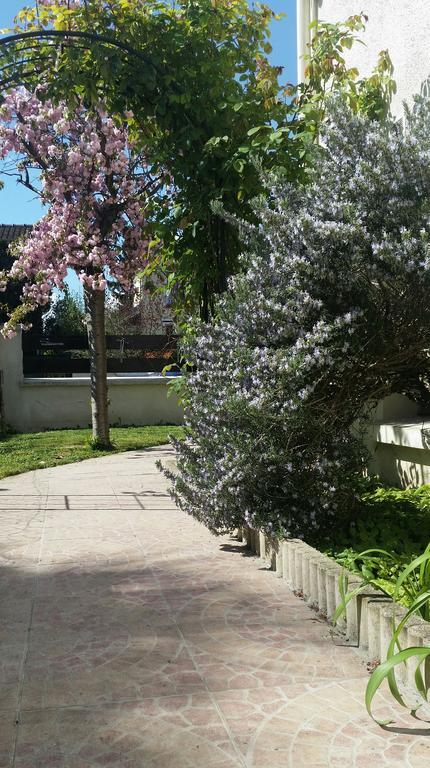 Chambre Avec Jardin Pierre Curie Bry-sur-Marne Exterior photo